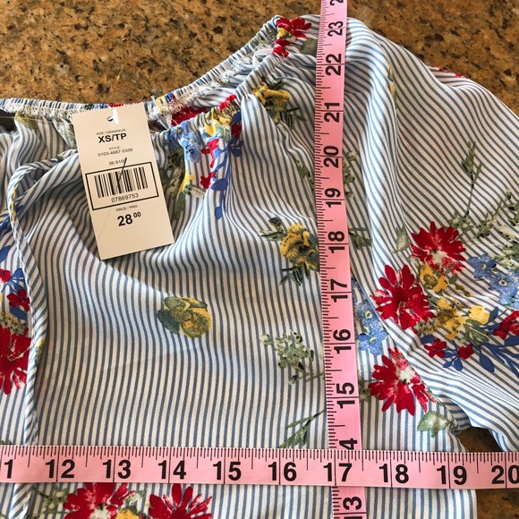 NWT XSMALL FLORAL PRINT BLOUSE - Picture 7 of 8
